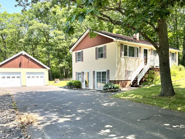1700 Albion Road, Winslow, ME 04901