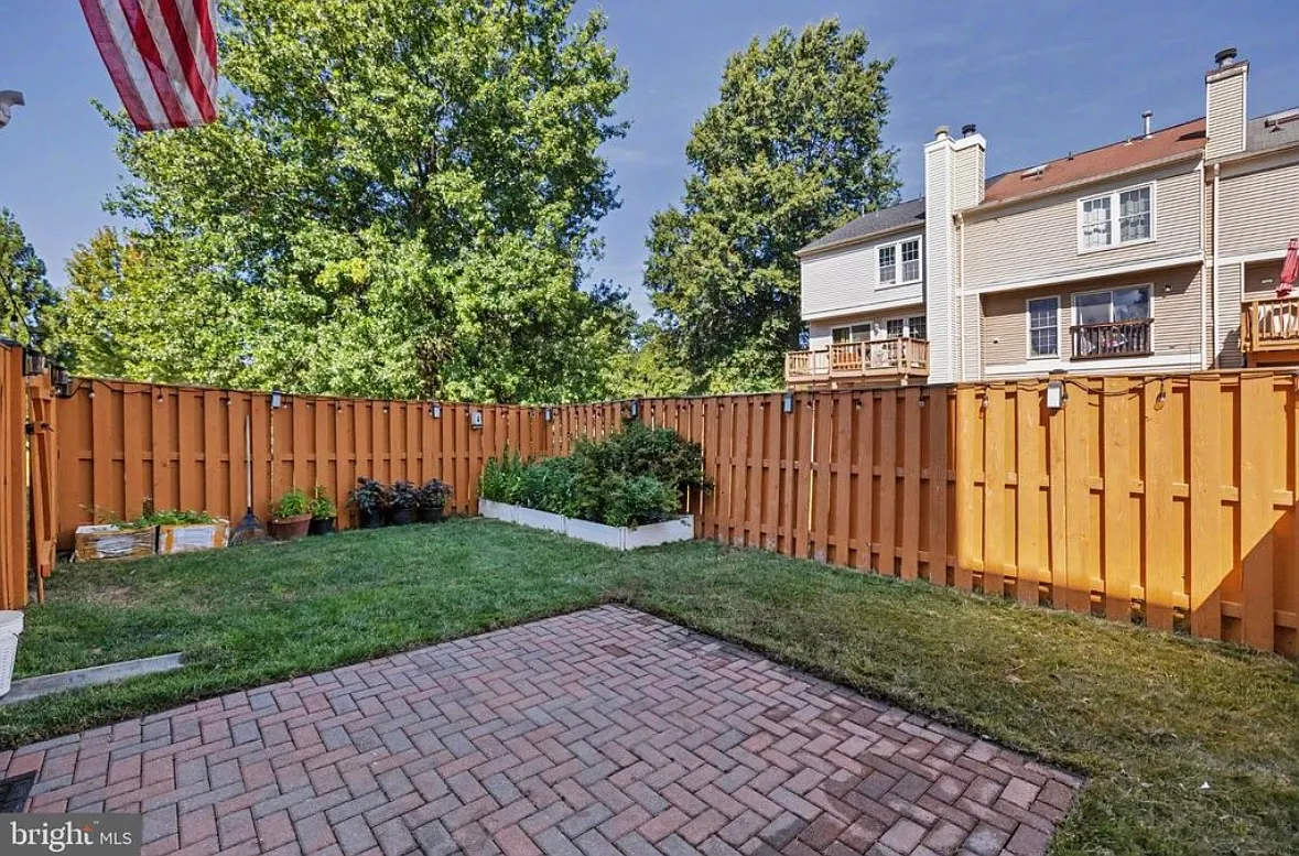 1 bed, $1,600 — Photo 1