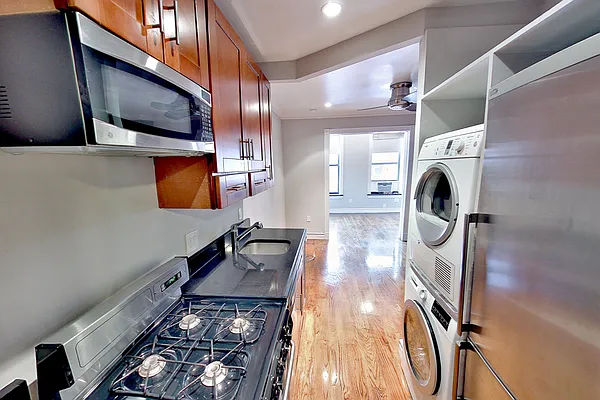 Rented by Centennial Properties NY | media 7