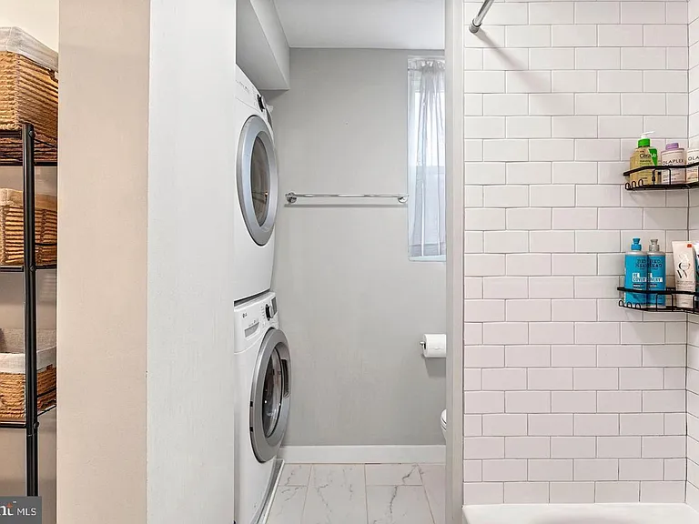 55 M St NW #202 — Photo 13