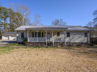 317 Wickstead Rd, Bessemer, AL 35023