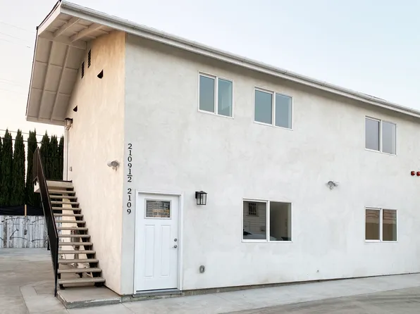 2109 1/2 S La Brea Ave, Los Angeles, CA 90019