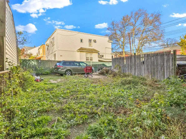 7-06 College Point Boulevard image 44 of 44