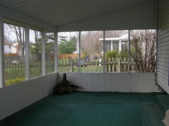 4th image of 2217 Otter Ln
