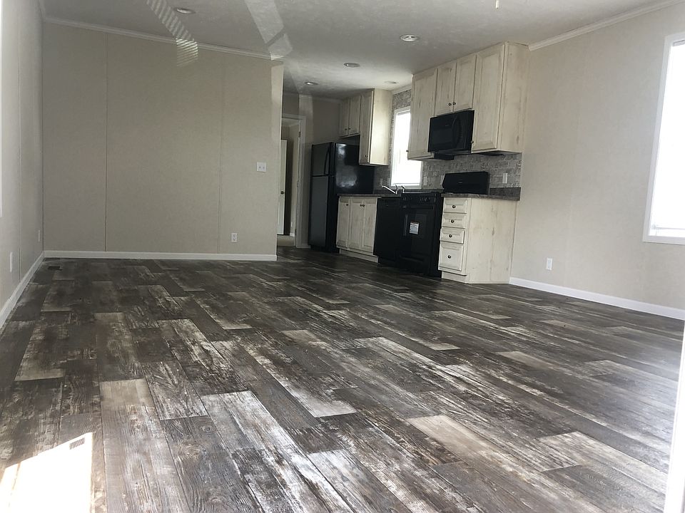 2084 Ida Dr Troy MI Zillow