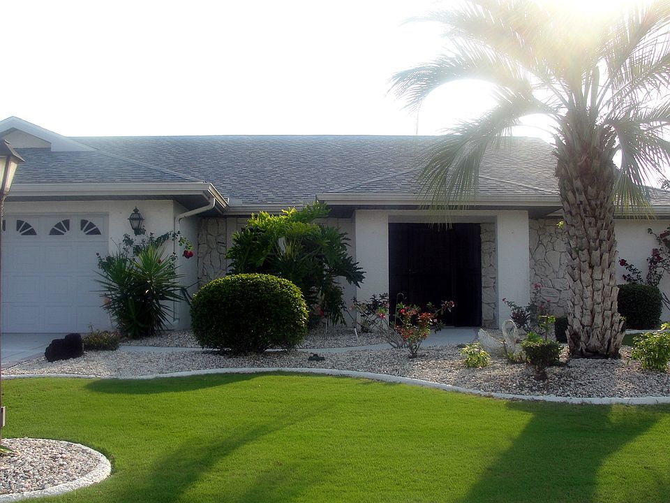1st image of 1906 E View Dr