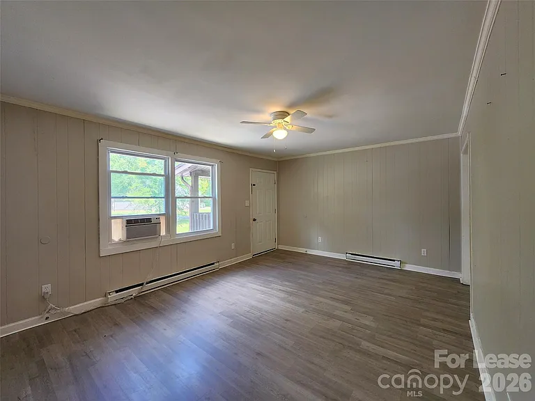 667 Faith Dr SW — Photo 3