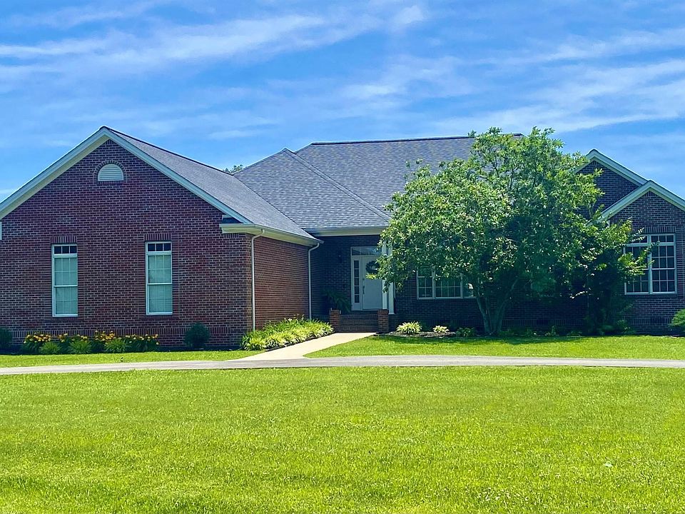 1st image of 155 Katherine Way