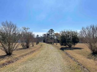 565 Alligator Ln, Andrews, SC 29510