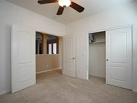 3238 E Fairview St — Photo 3