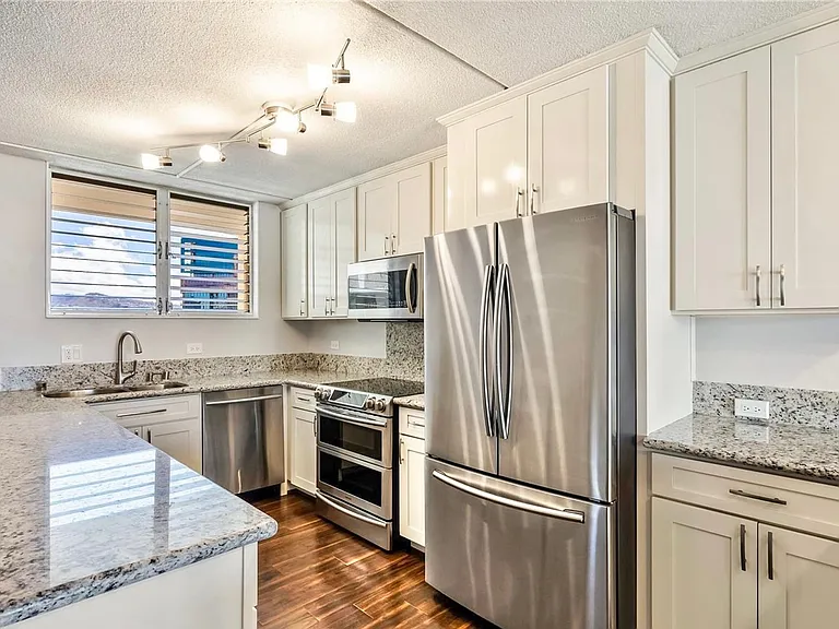1717 Ala Wai Blvd #2508 — Photo 6