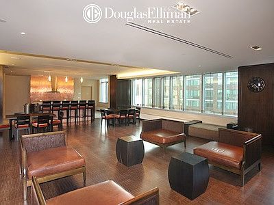 3rd image of 4705 Center Blvd APT 1913