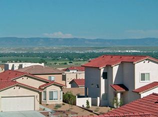 3304 Rio Largo Dr SW, Albuquerque, NM 87121