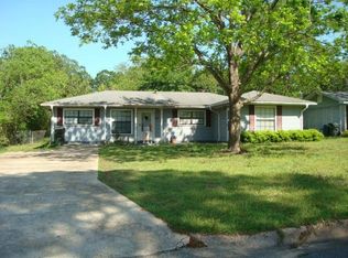 1203 Jonathan St, Dothan, AL 36301