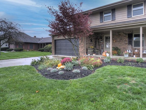 2nd image of 925 Loire Valley Dr