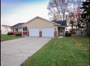 5061 Maybrook Dr, Saginaw, MI 48603