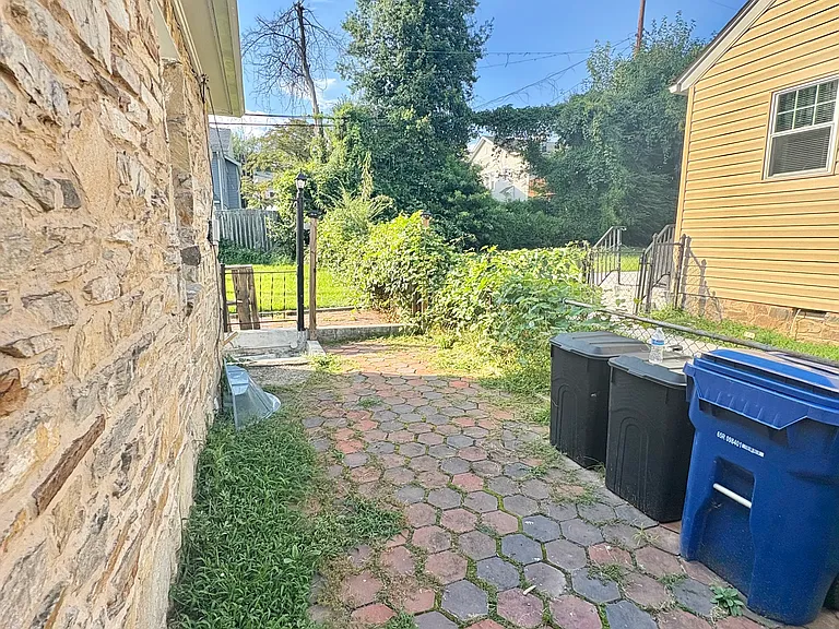 5402 Summerfield Ave — Photo 11