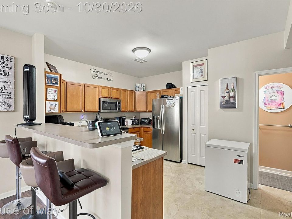 47651 Ormskirk Dr, photo 9