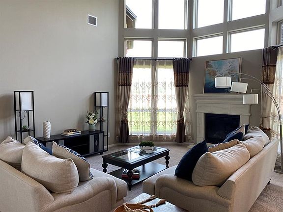 2nd image of 3802 Pearl Pass Ln