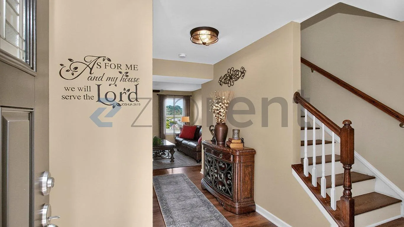 4 bed, 3.5 bath, 2267 sqft, $3,500 — Photo 4