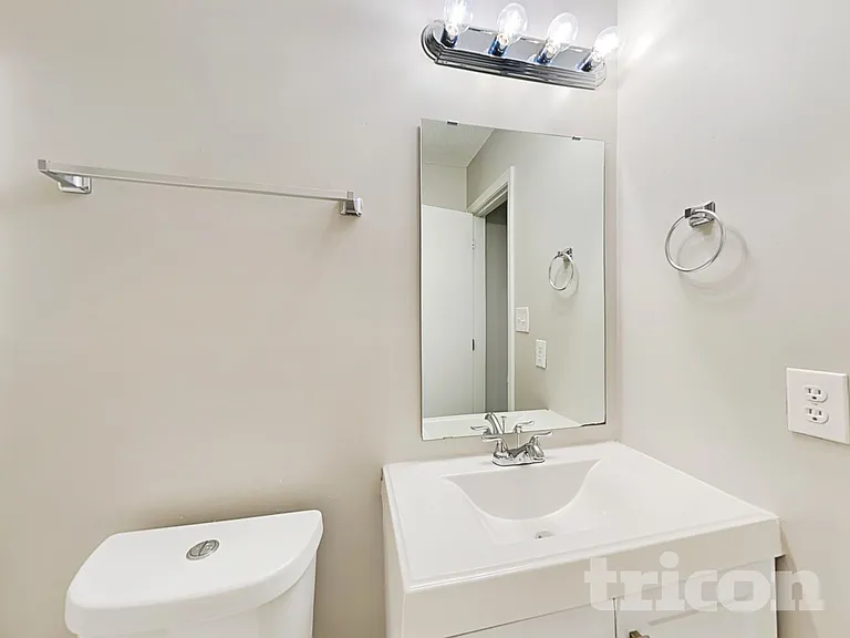 5818 Greenway Vista Ln — Photo 15