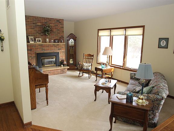 3rd image of 1204 Oak Park Blvd