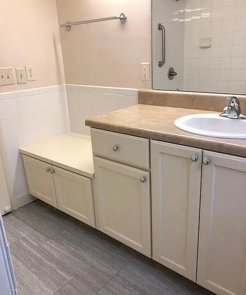 3892 Johnstown Dr — Photo 2