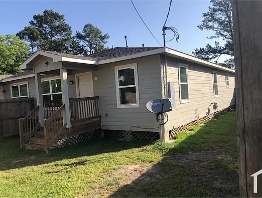 16517 Larchwood Dr #A — Photo 14