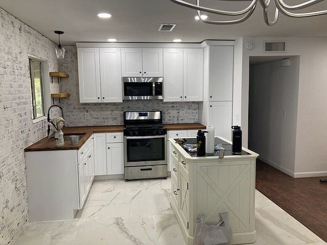 1st image of 667 N Virginia Ave