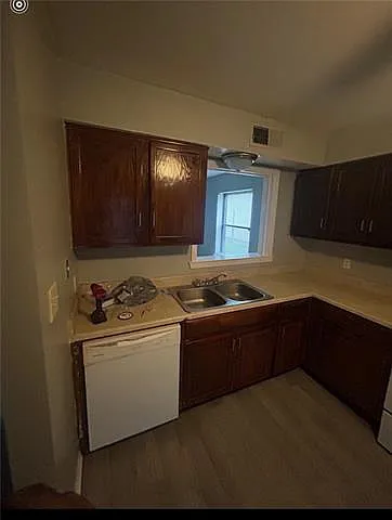 3511 S Miro St — Photo 7