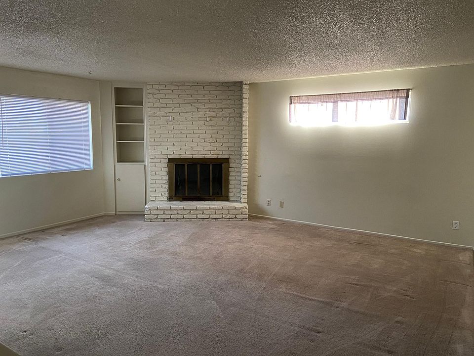 1st image of 2527 Price Dr