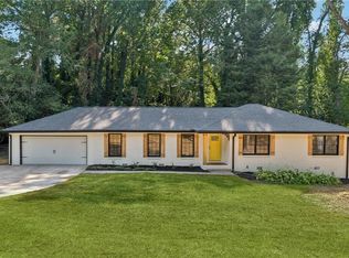 2055 Oak Rd, Snellville, GA 30078