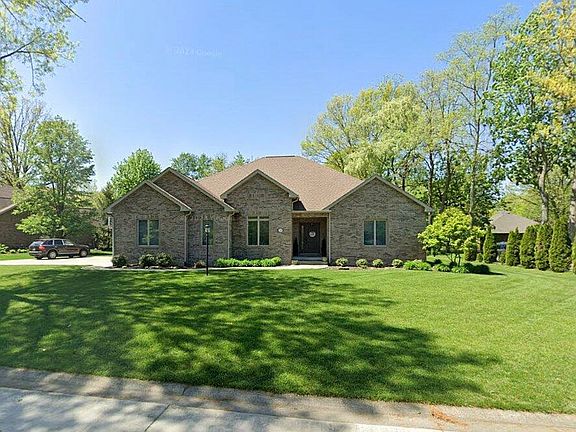 2nd image of 719 S Forest Dr