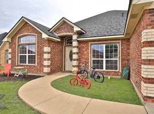 2142 Plymouth Rock Rd, Abilene, TX 79601