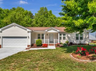 1214 Shackleton Rd, Apex, NC 27502