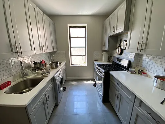 Rented by Mdays Realty | media 15