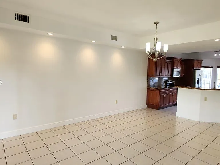 8960 W Flagler St #3 — Photo 4