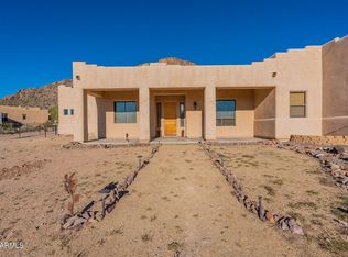 42007 N New River Rd, Phoenix, AZ 85086