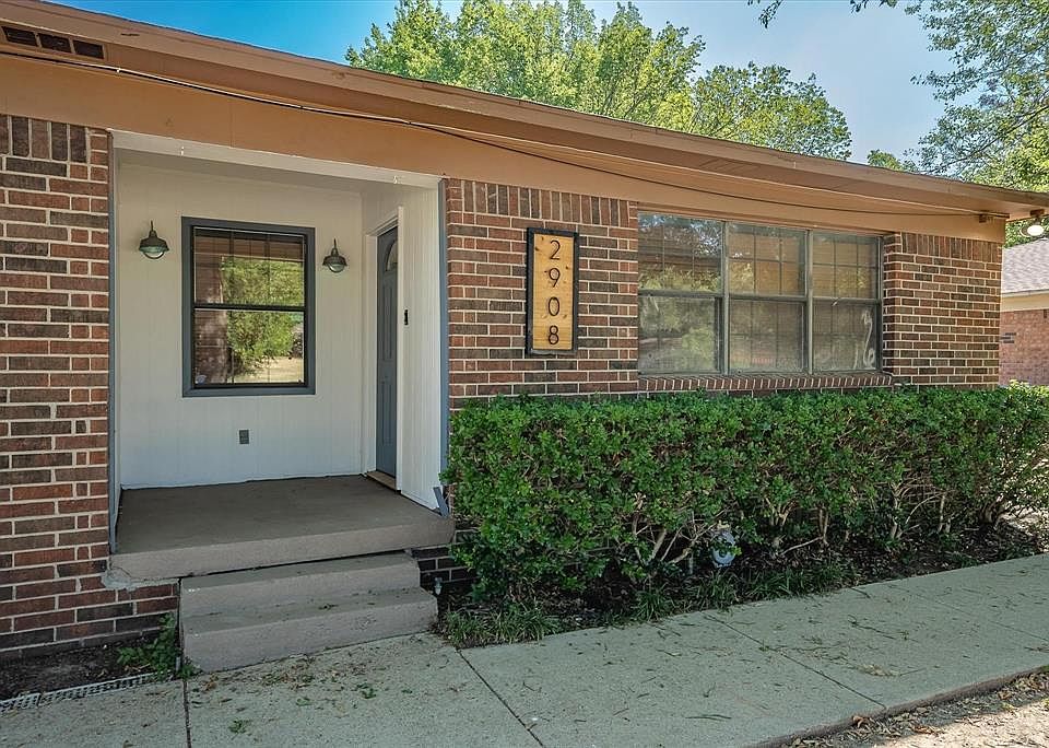 1st image of 2908 Lynell Dr #2908