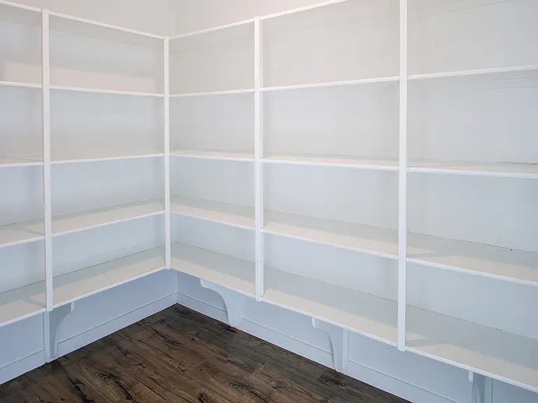Walk-in pantry