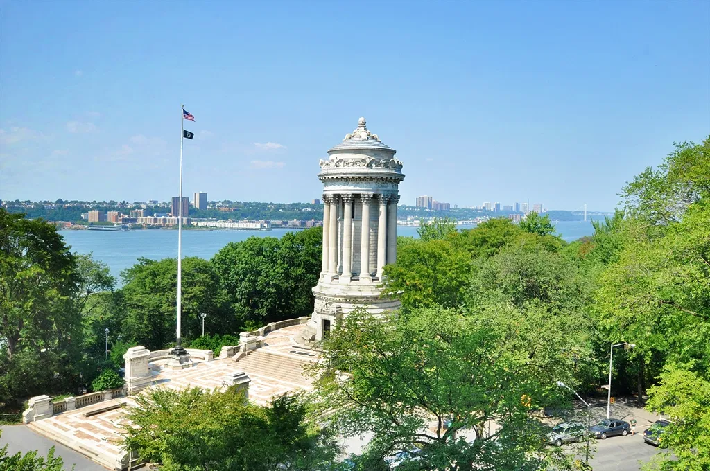 160 Riverside Drive #7D in Upper West Side, Manhattan | StreetEasy