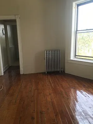 Rented by Heights Realty Advisors | media 10