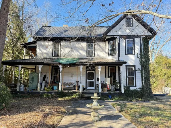 205 Greenville St, Abbeville, SC 29620