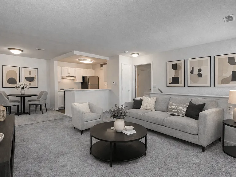 Arbor Club Apartments - Ann Arbor, MI — Photo 8