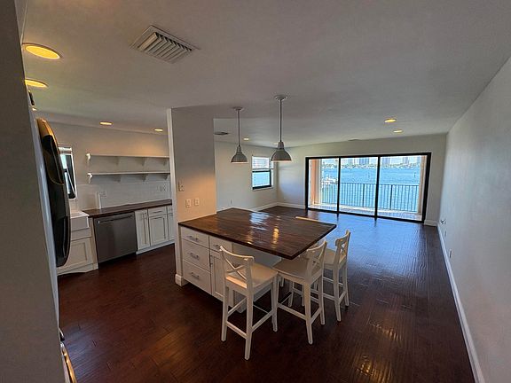 5th image of 360 Wilma Cir APT 5