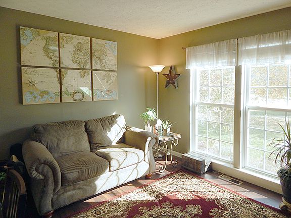 4th image of 5576 Rosemont Way