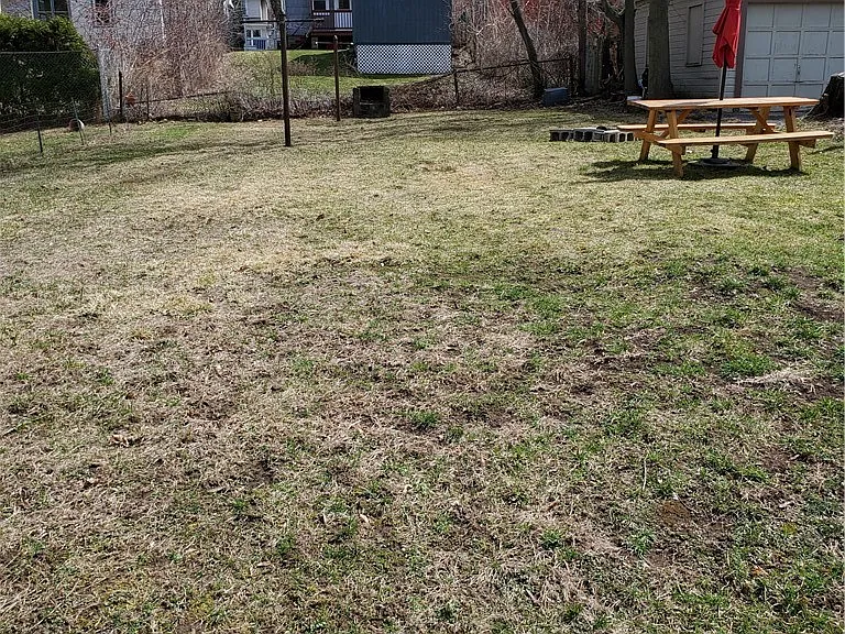 274 Field St — Photo 15