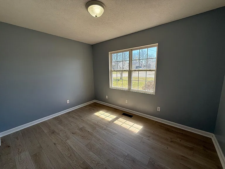 500 Clifton Ct — Photo 11