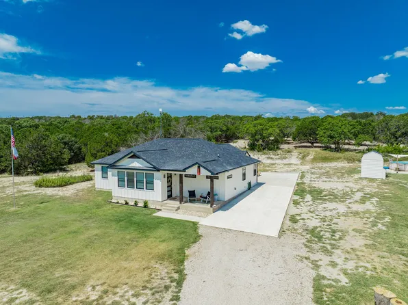 110 High Ridge Dr, Azle, TX 76020