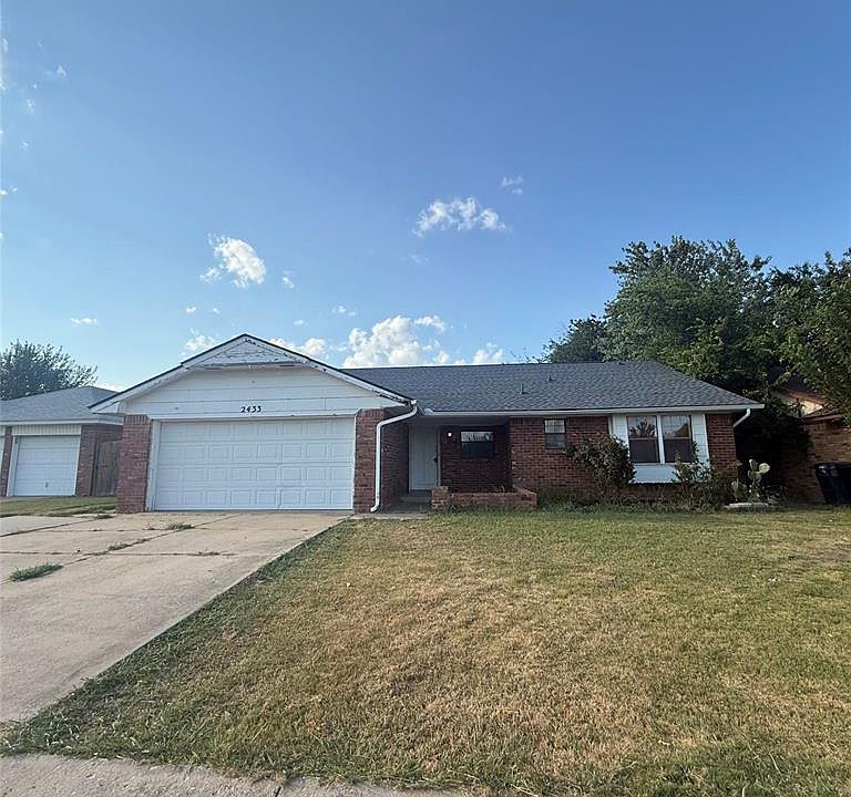 1st image of 2433 SW 93rd St